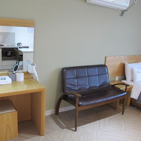 Lium Spa Hostel Йосу Екстериор снимка