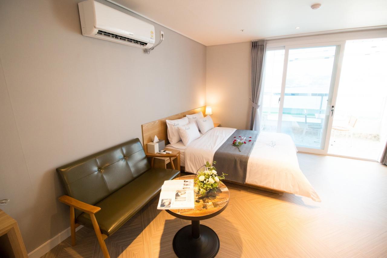 Lium Spa Hostel Йосу Екстериор снимка