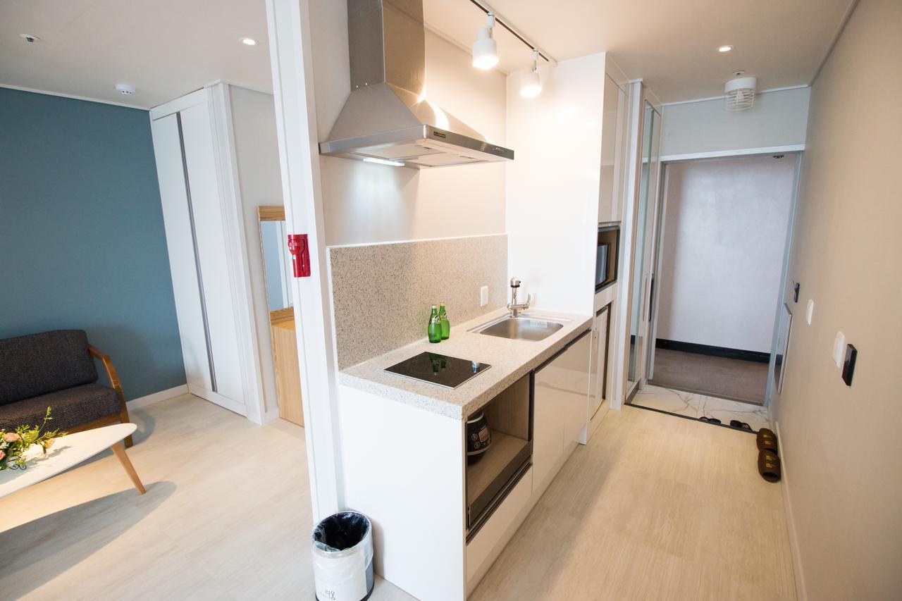 Lium Spa Hostel Йосу Екстериор снимка