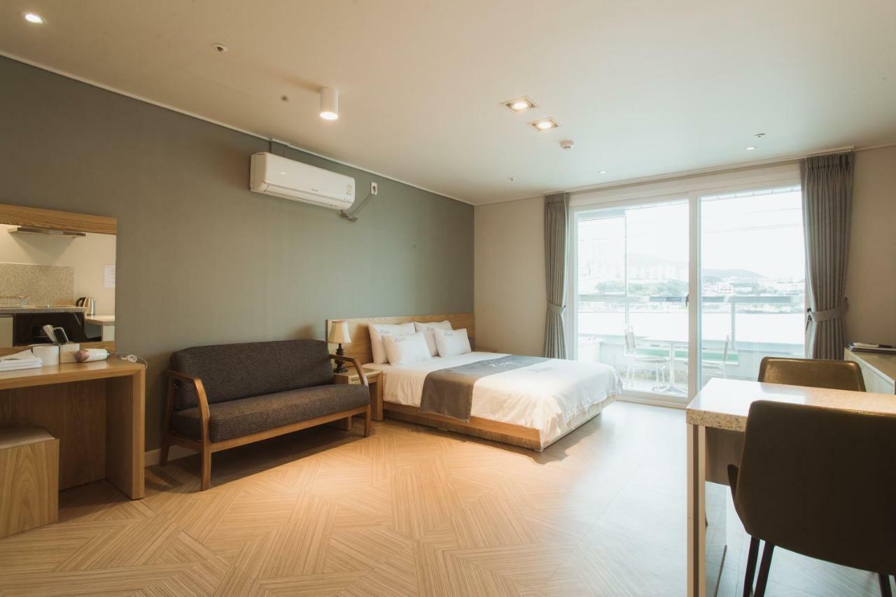 Lium Spa Hostel Йосу Екстериор снимка