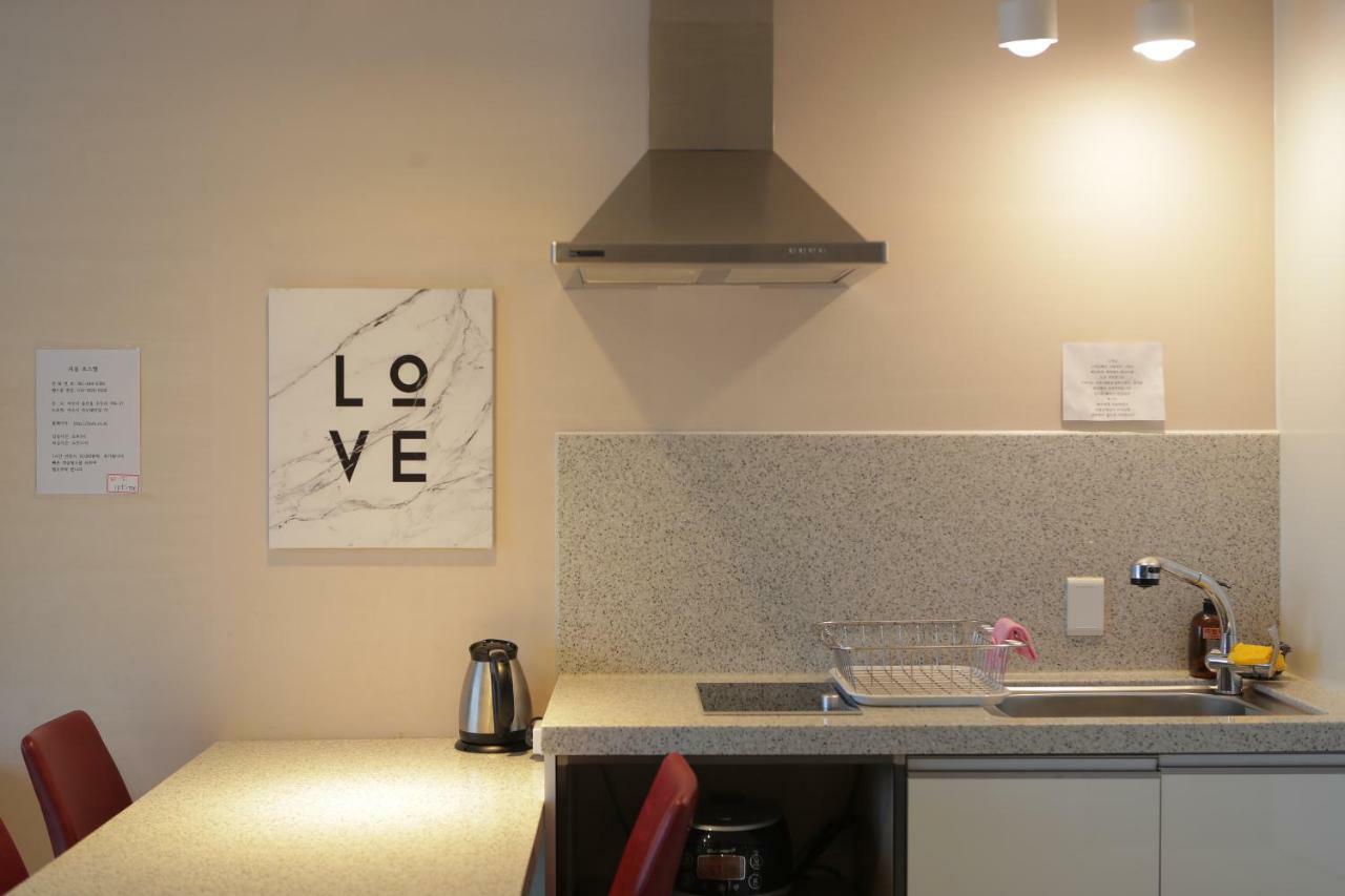 Lium Spa Hostel Йосу Екстериор снимка